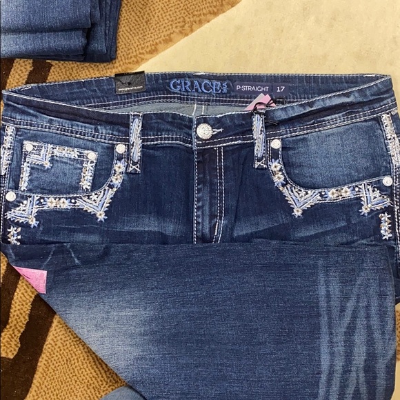 Women’s plus size Grace in LA jeans - Picture 3 of 3